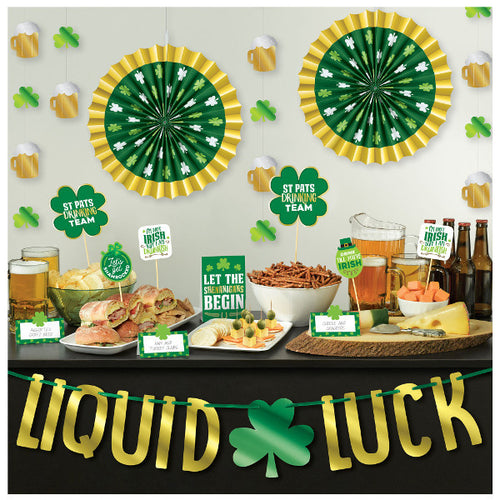 St Pats Bar Decorating Kit